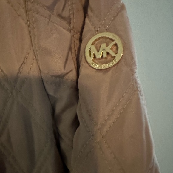 Like new Michael Kors quilted jacket - Picture 3 of 7